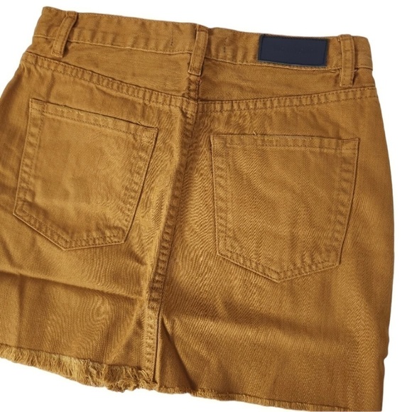 Neon Blonde NWT Women’s Size 25 Honey Brown Mini Skirt Denim Raw Hem “Tease” - Picture 4 of 6